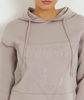 Bluza damska kangurka GUESS NEW ALISA HOODED różowa z kapturem S